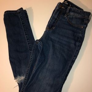 Hollister high rise super skinny jeans w/ rips